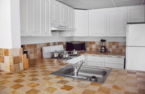 Key Biscayne Apartment | Perfect Beach Retreat! Spacious Suite w/King Bed, Living Room, Kitchen