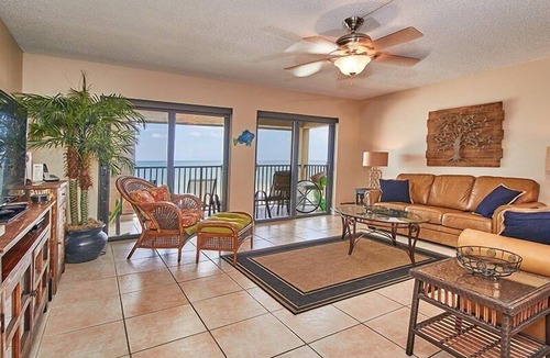 Redington Shores Condo | Perfect Location with Million Dollar Gulf Front Sunsets & Great restaurants~ Sleeps 6 TS502