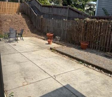 Bethesda House | Perfect Retreat in Bethesda with 5-Bedrooms Best Location