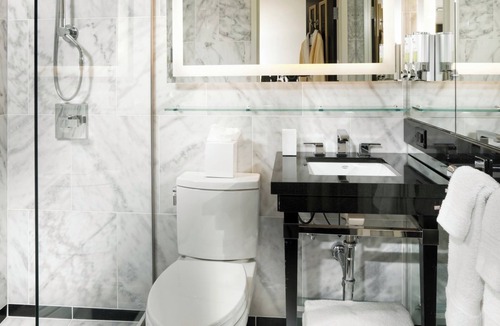 Theater District Hotel | Persona Queen Dream, Paw-Friendly & Inviting, San Francisco's Union Square Charm