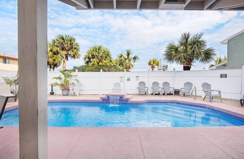 Lower Grand Lagoon Condo | 🐶Pet Friendly~ 66ft from Beach Access~ Complex Pool~ 2BR Gulfside Condos #3