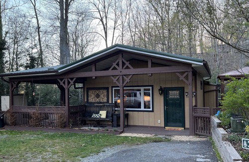 Newland Other | Pet-Friendly Mountain Cabin w/ Fire Pits, Fence Yard and Covered Decks