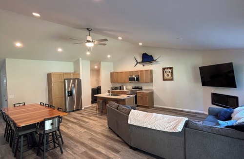 Nekoosa House | Pine Forge Golf Getaway w/Game Room!