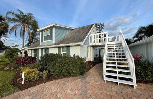 Southgate Apartment | Pinecraft Hideaway Bright 1BR Near Siesta Key