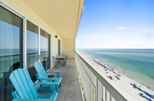 Miramar Beach Condo | Platinum Luxury Ocean Front 3 BR/3 BA West Sunset Corner, Metro Style Decor.