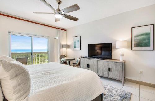 Sandestin Hotel | Pleasant Beach Studio with Ocean Views and Pool