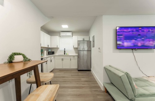 Wynwood Art District House | Pool House W/Fun Games & Services Wynwood Central