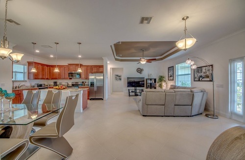 Bonita Springs House | Pool-Villa Vanillasky Bonita Springs, close to beaches, perfect for 2-8 guests