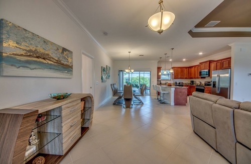 Bonita Springs House | Pool-Villa Vanillasky Bonita Springs, close to beaches, perfect for 2-8 guests
