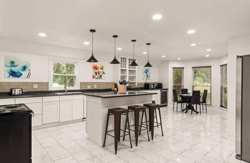 Brunswick House | Poolside Oasis - Ask about snowbird specials!