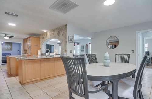North Bay Hills House | Poolside Oasis! Family Escape in Safety Harbor