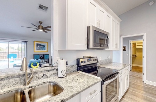 Summerfield House | Poolside Oasis! Family-Friendly Summerfield Escape