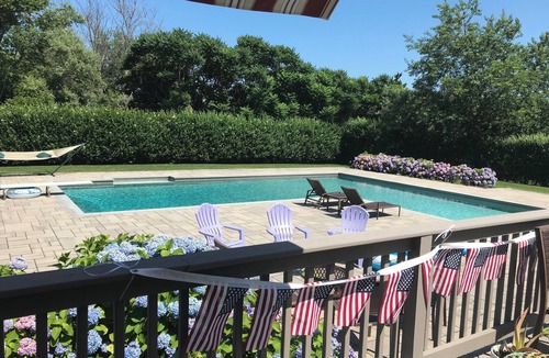 Orient Point House | Poolside Orient Pt by the sea