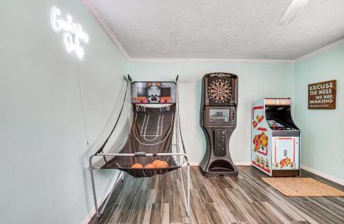 Edgewater House | Port Charlotte Home w/Private Dock & Pool!