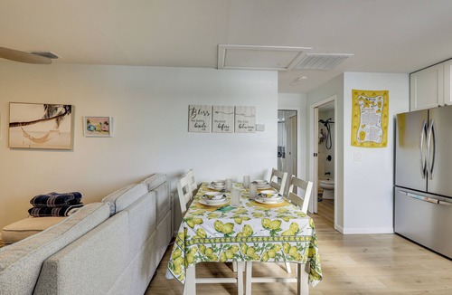 Ruskin House | Private Beach: 'Hidden Shack By the Bay' in Ruskin