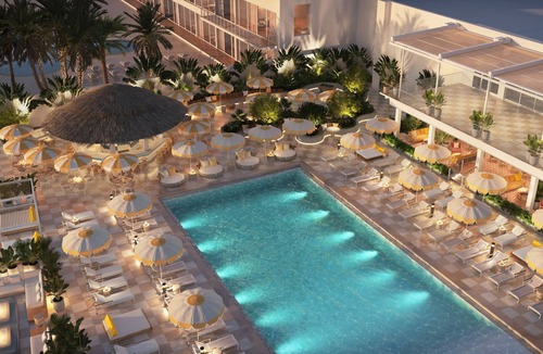 Sunny Isles Beach Hotel | Private Beach Access! Pet-friendly Room + Balcony w/Ocean View | Outdoor Pool