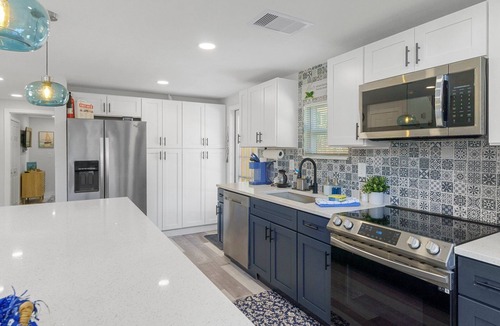 Gulf Coast Acres House | Private Coastal home w. gaming loft, pool table, hot tub, arcades - pet friendly