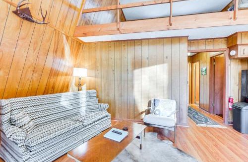Murphy House | Private Deck & Fire Pit: Secluded Cabin in Murphy