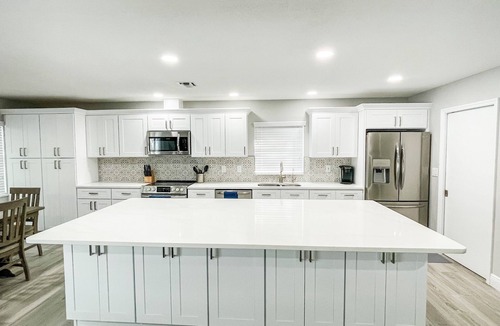 Westchase House | Private Lakefront Retreat with Heated Pool, Dock & Kayaks Near Tampa