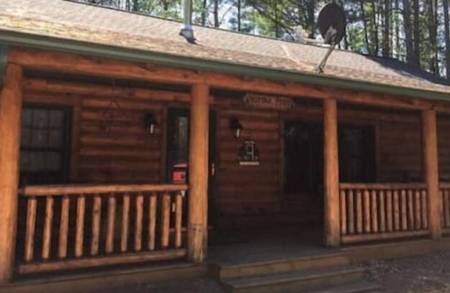 Hatfield Cabin | Private Log Cabin near Lake Arbutus and ATV trails