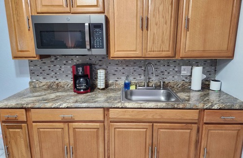 Las Vegas House | Private New Guest House 5min Freemont FREE Parking