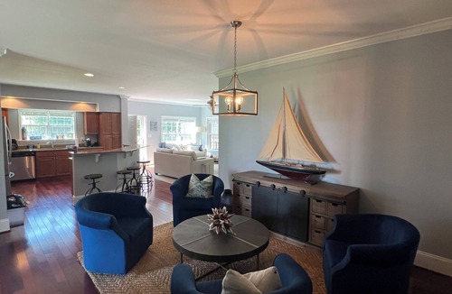 Reedville House | Private Northern Neck Retreat on Chesapeake Bay and Taskmaker Creek.