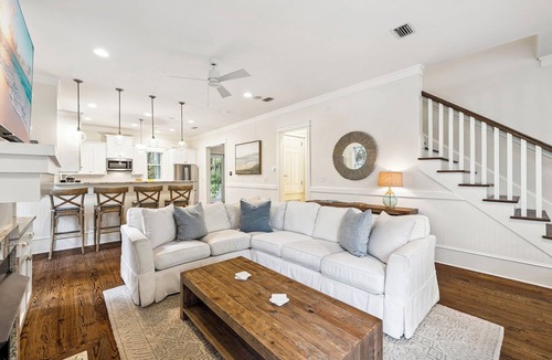 Forest District House | Private Pool and LSV Watercolor Getaway