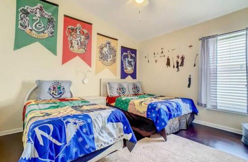 Weston Hills House | Private pool, hot tub & games - minutes to Disney