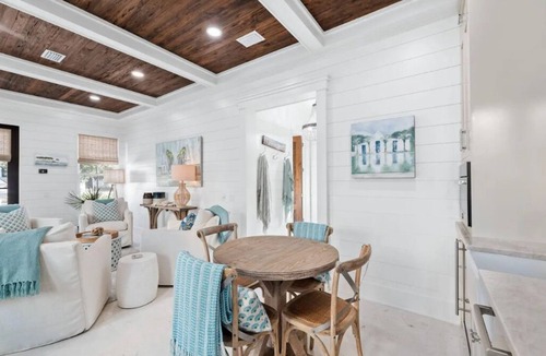 Seaside House | 🏖️Private Pool | Steps to Beach Access | Sea La Vie Seaside🏖️