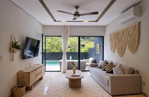 Playa Paraiso Apartment | Private Pool with Beach Access and Baby Crib - Tulum Hotel Zone