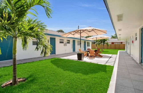 River Oaks Villa | Private room in Fort Lauderdale strategic location