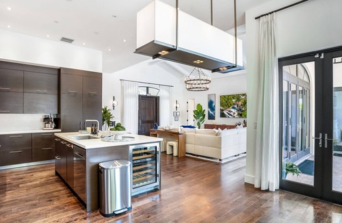 Nurmi Isles Villa | Private Waterfront Luxury Villa Resort-style Living Privacy