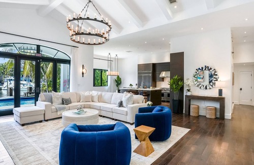 Nurmi Isles Villa | Private Waterfront Luxury Villa Resort-style Living Privacy