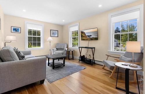 Saint George House | Puffins Perch, romantic waterfront Maine cottage