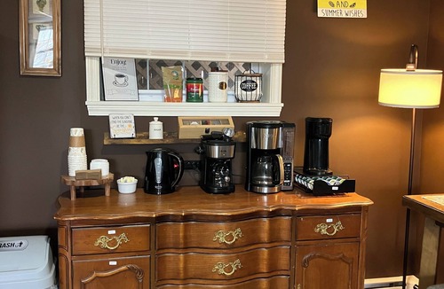 Massena Apartment | Quaint 2-bedroom apartment in pleasant Massena neighborhood