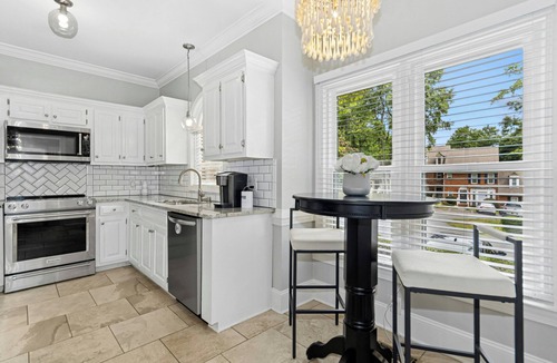 North Raleigh House | Quaint 3-bedroom townhome in serene Raleigh with AC