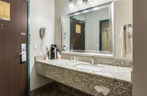 Clare Hotel | Quality Inn Clare