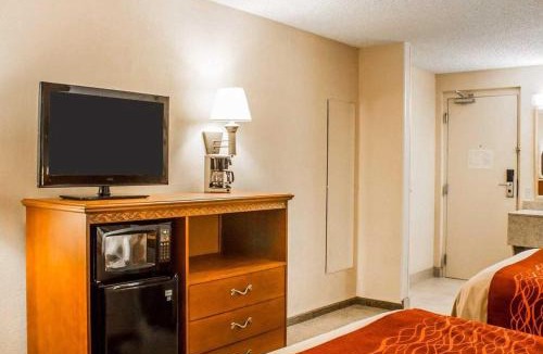 Huron Hotel | Quality Inn - Huron, Sandusky OH