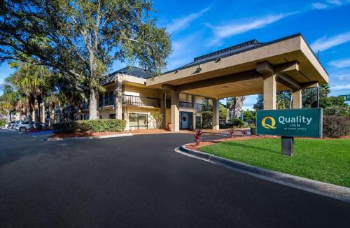 Doctors Inlet Hotel | Quality Inn Orange Park Jacksonville
