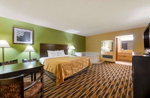Mount Dora Hotel | Quality Inn & Suites Mt Dora North