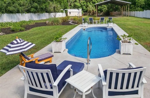 Bushnell House | Quiet Historic Family Retreat with Pool-Pet Friendly-No Events