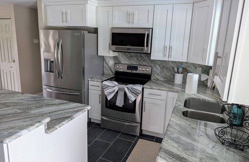 Oldsmar House | Quiet, private, pool, bbq 3br/2ba Tampa Bay Tranquility