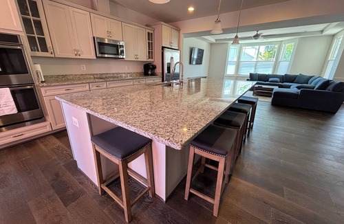 Frankford House | Quiet, spacious townhouse close to Bethany Beach. Perfect for families!