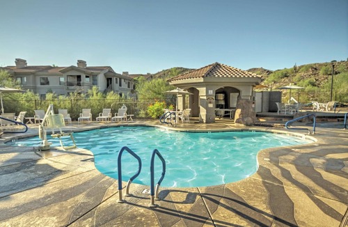 Ahwatukee Foothills Apartment | Raintree at Phoenix South Mountain Preserve