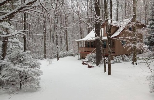 Sautee Nacoochee Cabin | Ramblewood - July Specials: 10% OFF or 4th Night Free - Ask for details!