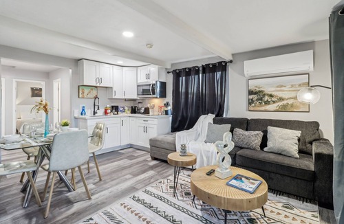 La Presa House | Ranch, Gated, Parking, Washer, Fast Wi-Fi, 2BR/1Bth