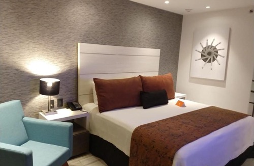 Celaya Hotel | Real Inn Celaya