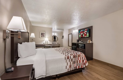 Crossville Hotel | Red Roof Inn Crossville
