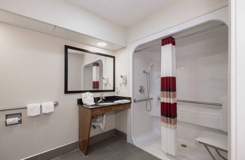 Calhoun Hotel | Red Roof Inn & Suites Calhoun