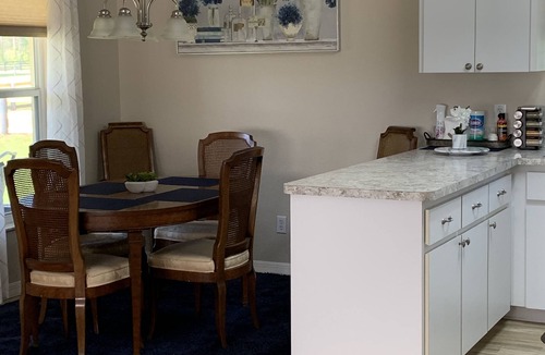 Inverness House | Relax at our guesthouse on a 13 acre horse farm.